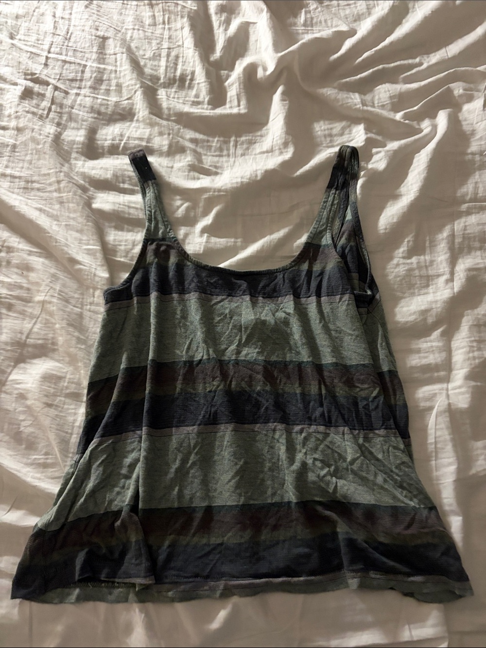 Wilfred Striped Scoop Tank Top in Green and Black